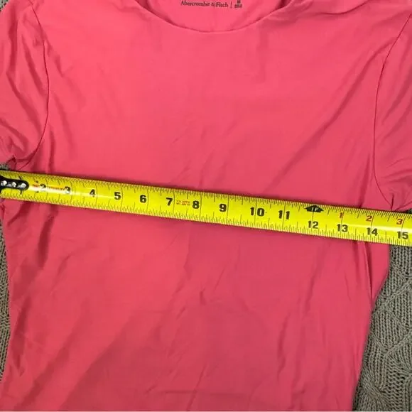 Abercrombie & Fitch Pink Women's Short Sleeve Tee Performance Material ~ S/M - Picture 6 of 11